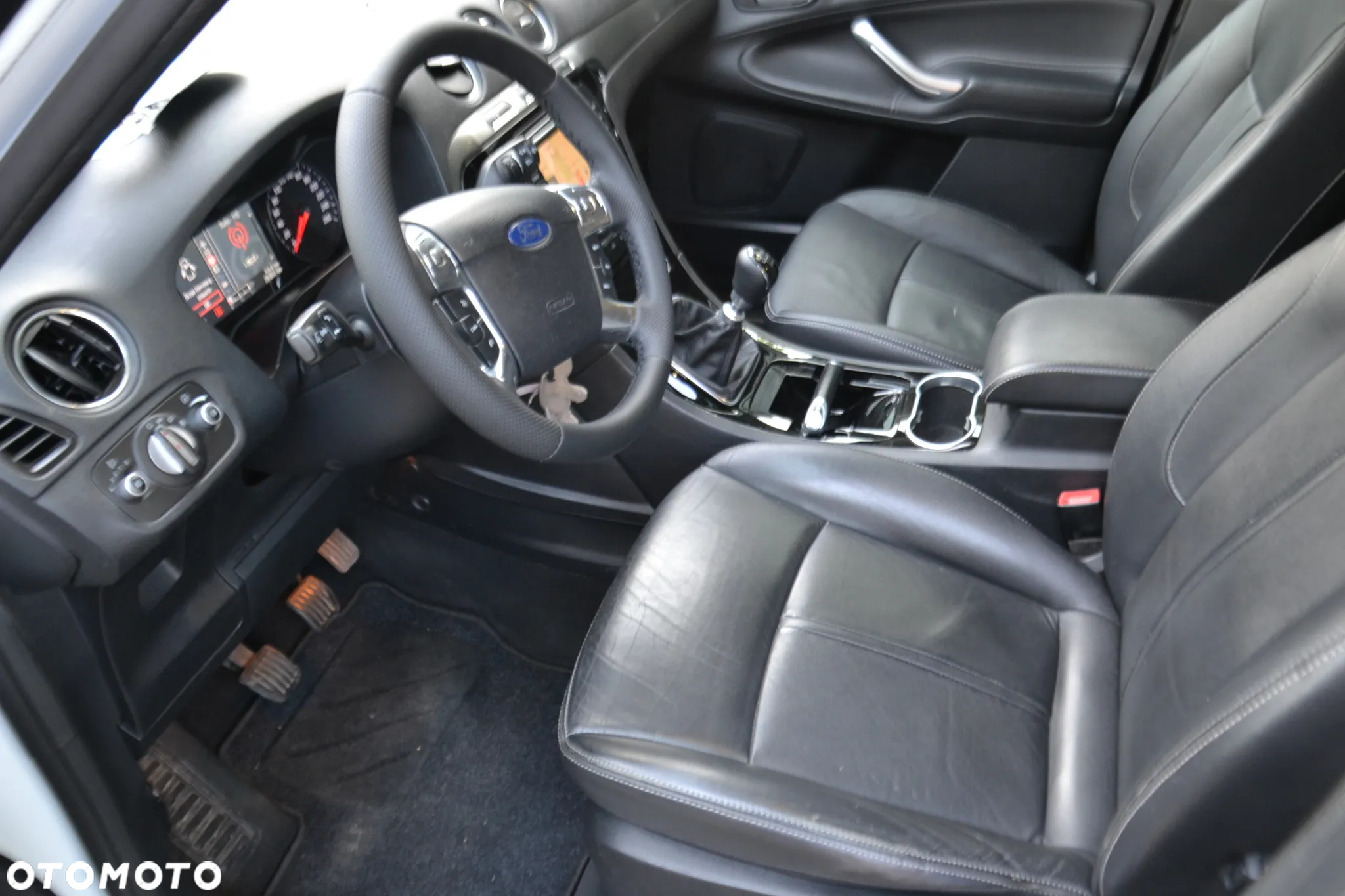 Ford S-Max 2.0 TDCi Titanium - 8