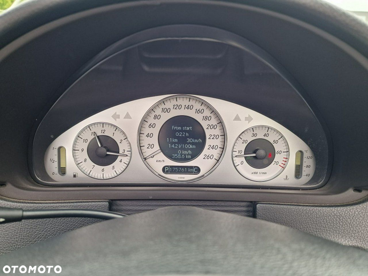 Mercedes-Benz CLK Cabrio 350 7G-TRONIC Avantgarde Sport Edition - 10