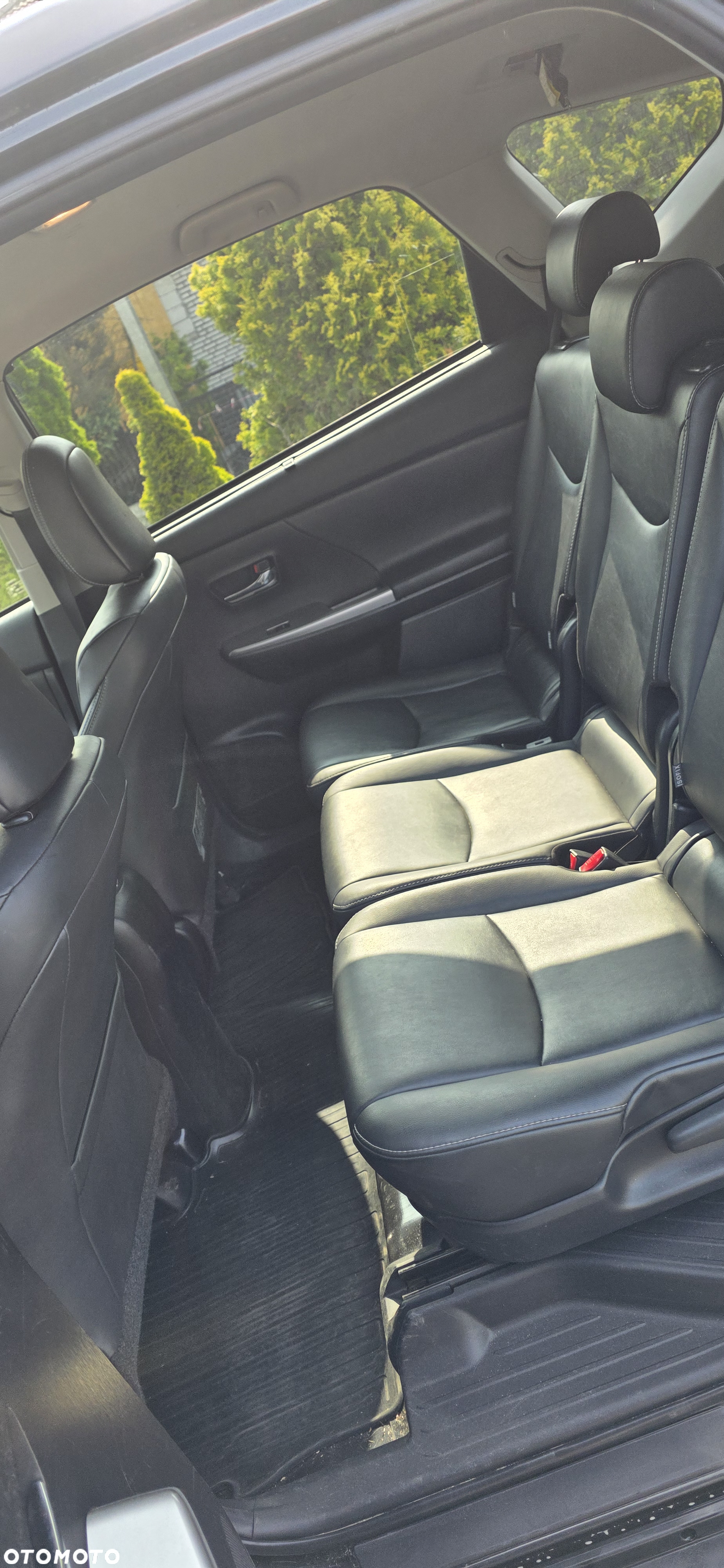 Toyota Prius+ Hybrid 135 Executive - 5