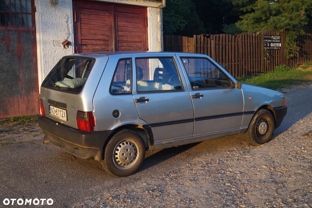 Fiat Uno 1.0 Fire - 2
