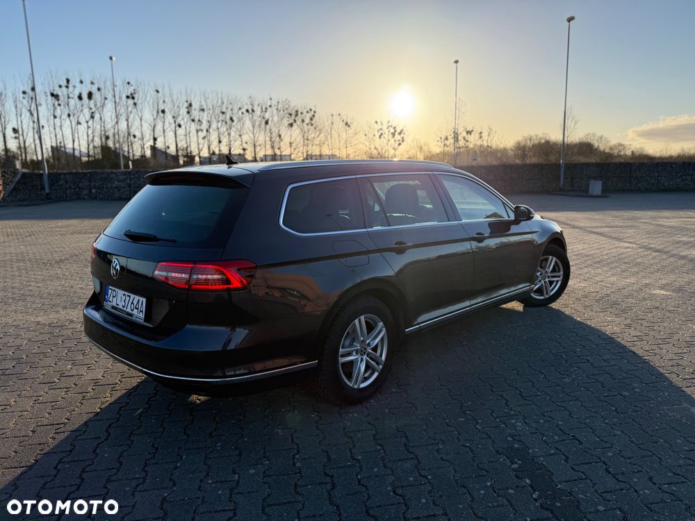 Volkswagen Passat - 5