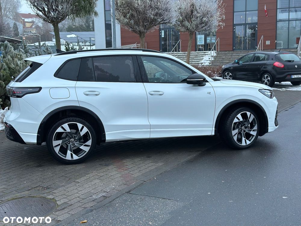 Volkswagen Tiguan 2.0 TDI SCR DSG R-Line - 25