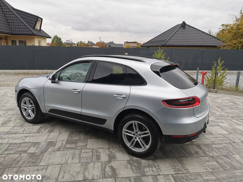 Porsche Macan Standard - 18