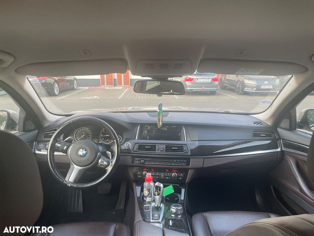 BMW Seria 5 520d Touring Aut. Luxury Line - 9