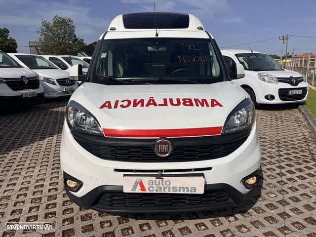 Fiat DOBLO XL 120cv AMBULANCIA - 2
