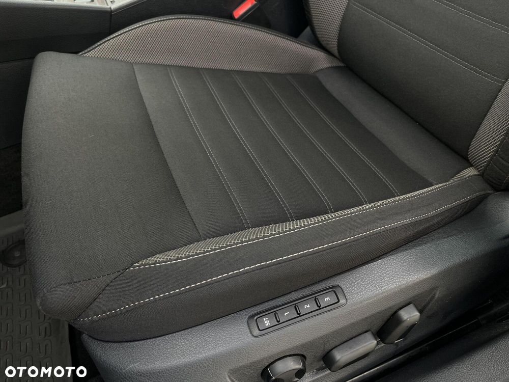 Skoda Superb 2.0 TDI SCR 4x4 Scout DSG - 13