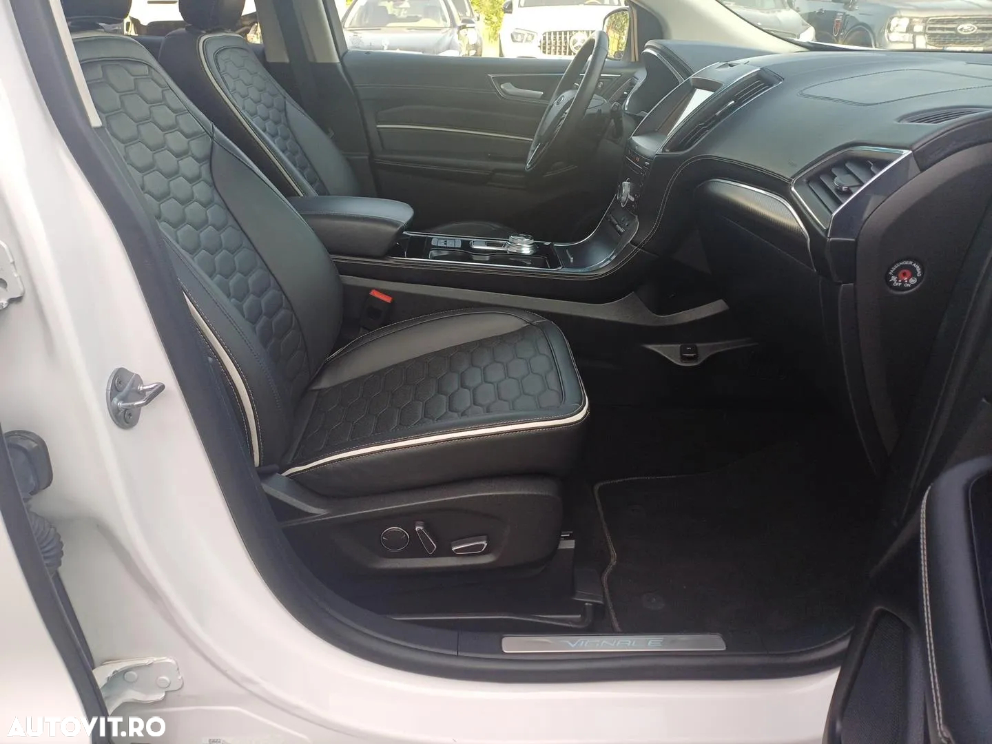 Ford Edge 2.0 EcoBlue Bi-Turbo 4x4 Aut. Vignale - 27