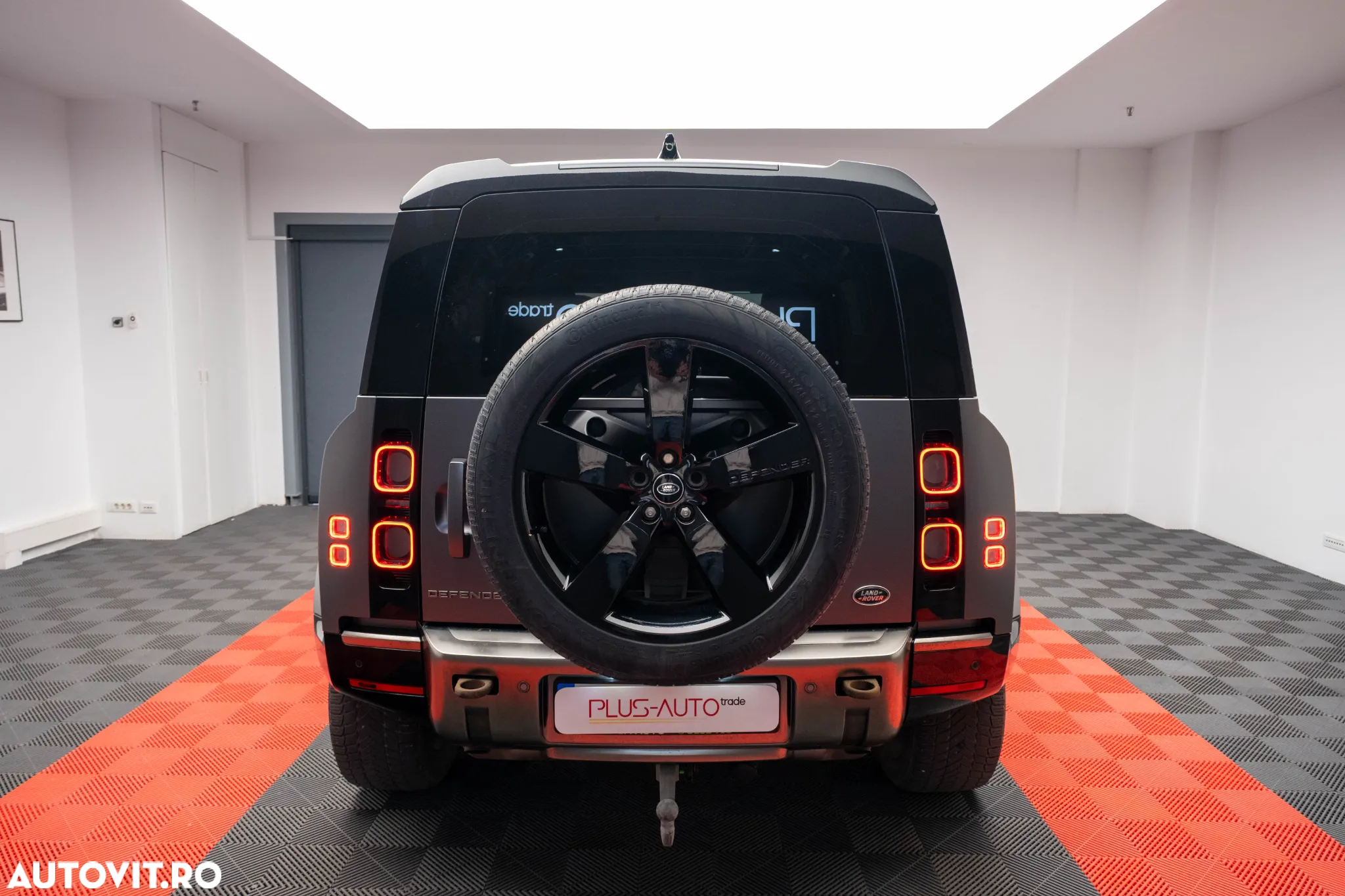 Land Rover Defender 110 3.0P 400 MHEV - 7