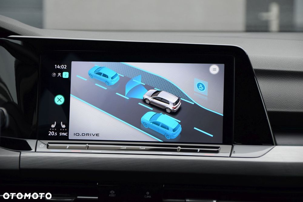 Volkswagen Golf 1.5 eTSI EVO Style DSG - 19