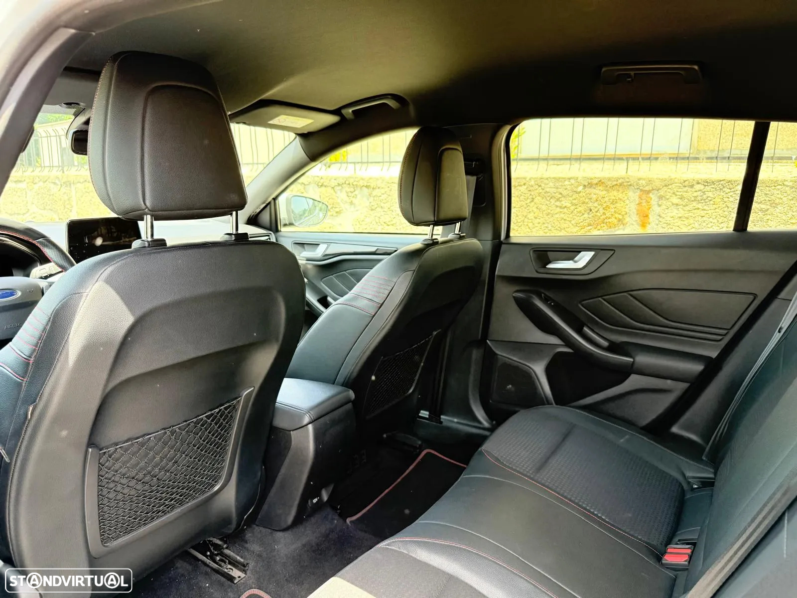 Ford Focus SW 1.0 EcoBoost MHEV ST-Line - 18