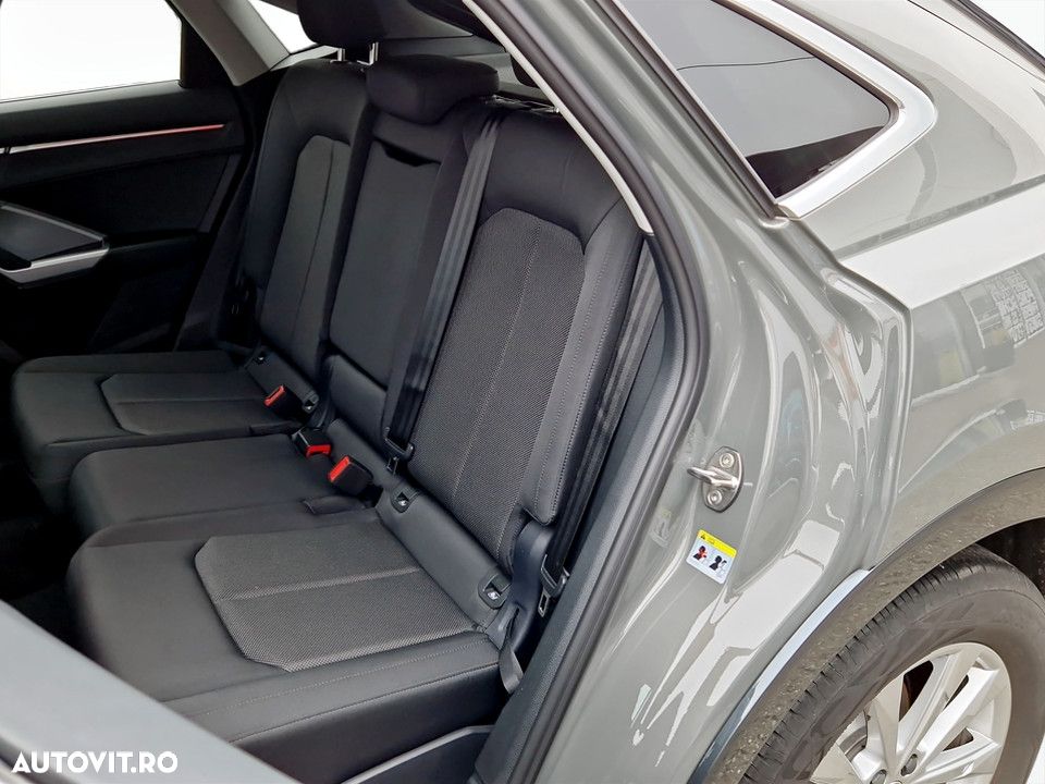 Audi Q3 35 TFSI S tronic - 15