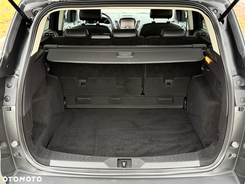 Ford Kuga 2.0 TDCi 2x4 Titanium - 9