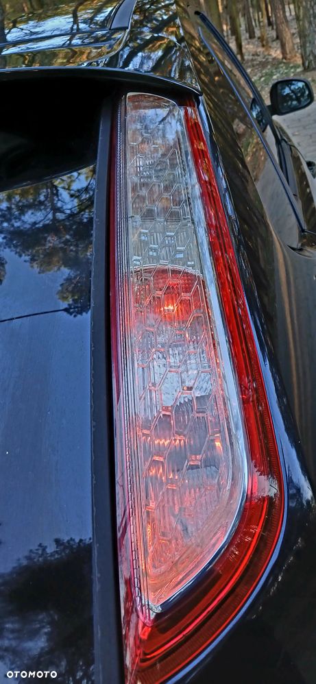 Ford Focus ver-1-6-platinium-x - 9