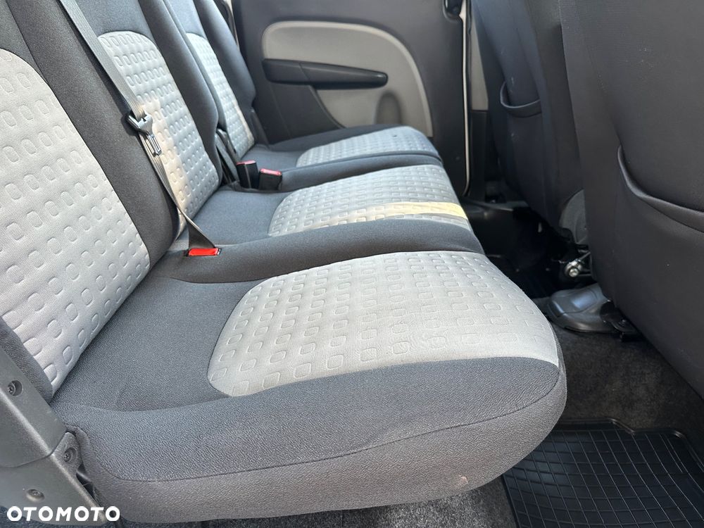 Fiat Doblo 1.9 JTD Family - 20