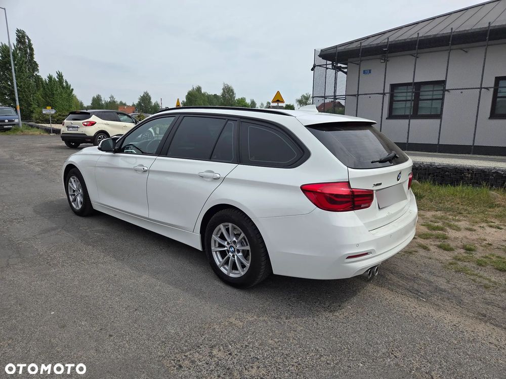 BMW Seria 3 320i GPF xDrive Advantage - 5