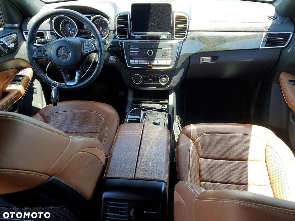 Mercedes-Benz GLS - 7
