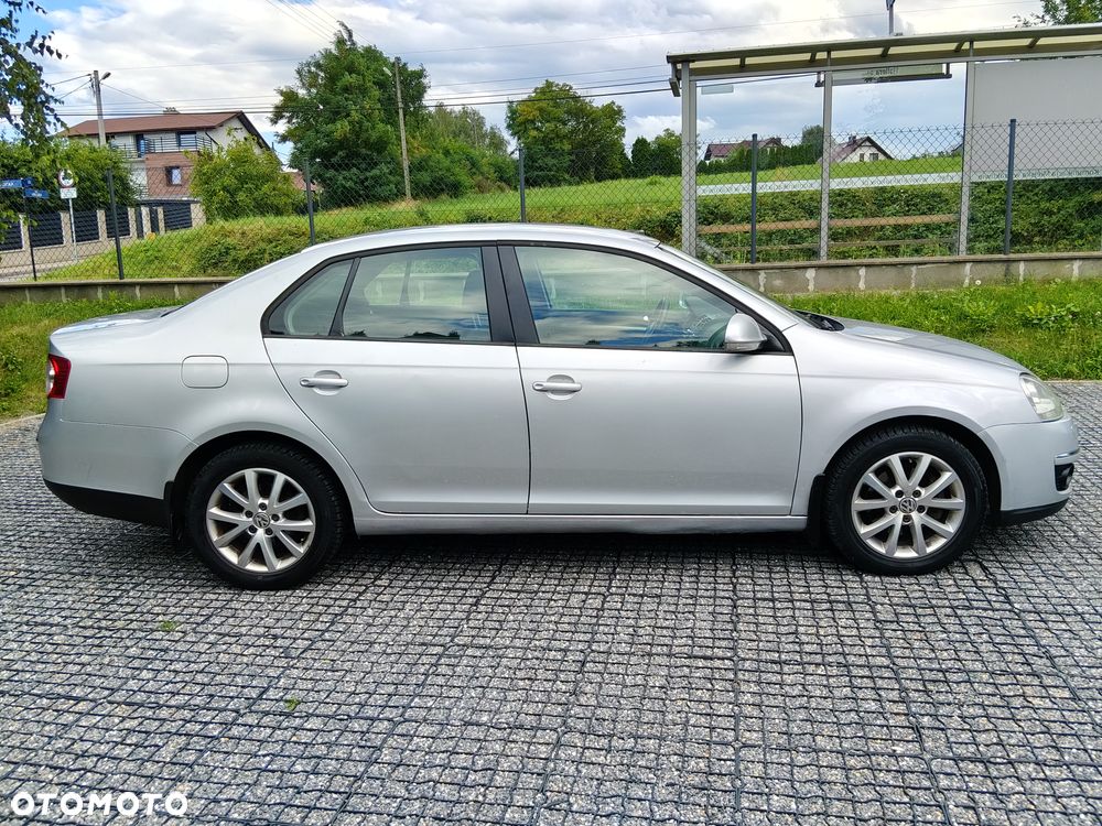Volkswagen Jetta 1.4 TSI Highline - 7