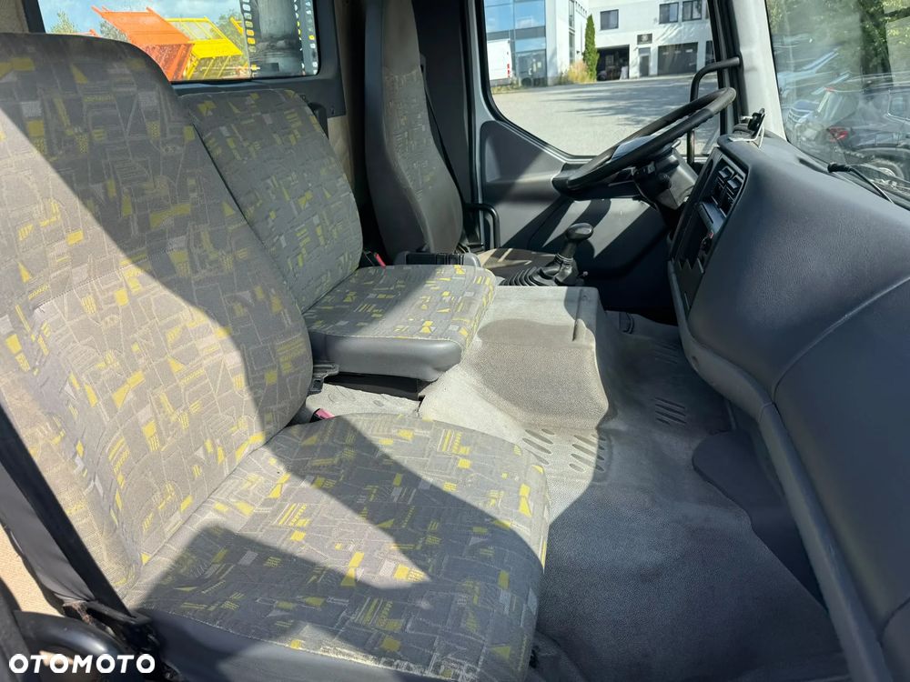 Renault Kerax 270DCi Wywrotka 3 str SPECJALNY 19 Tonowy Solarka Piaskarka Pług - 32