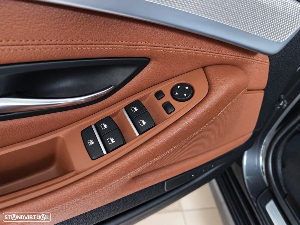 BMW 535 d xDrive Pack M Auto - 19