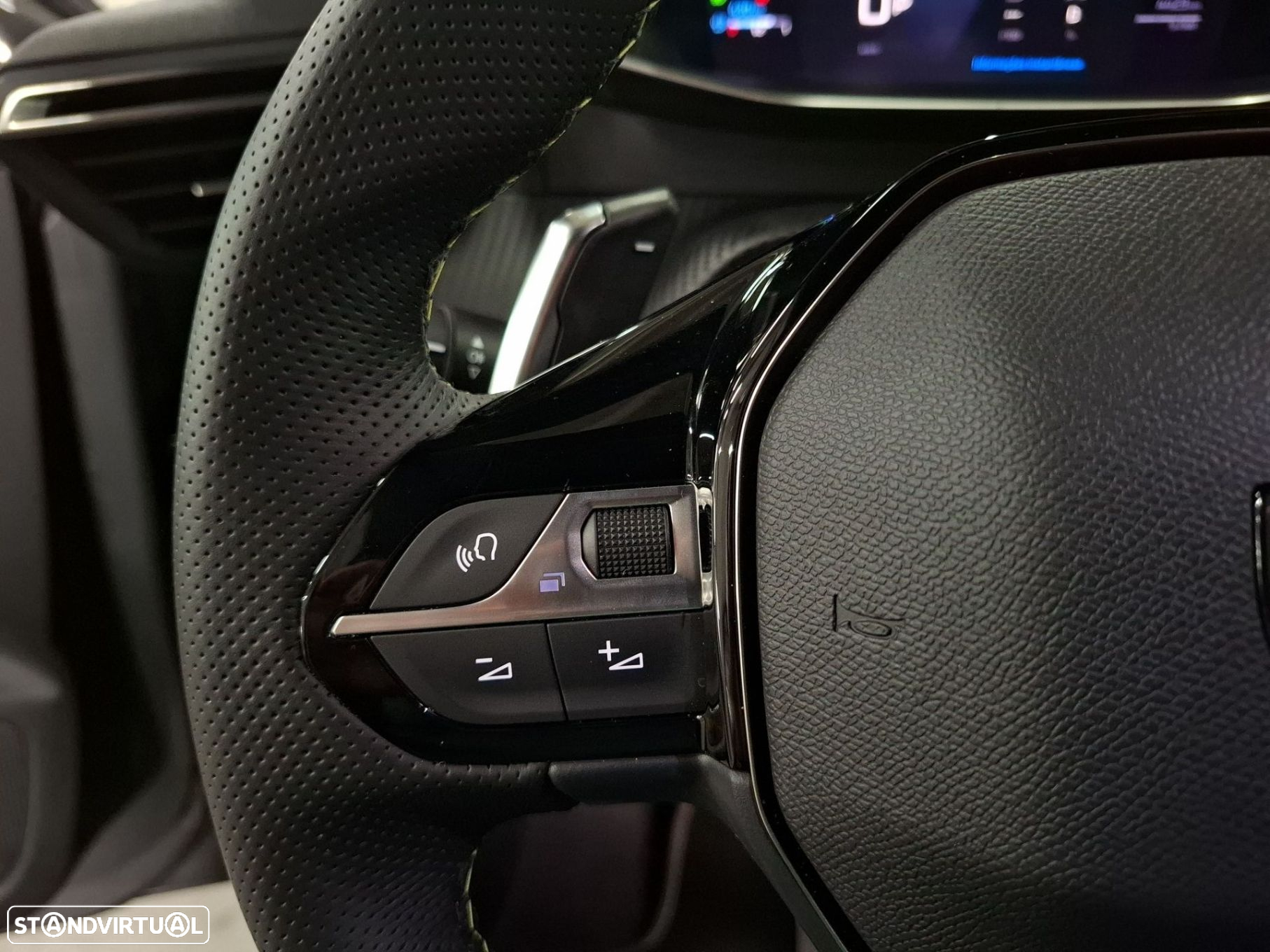 Peugeot 208 1.2 Hybrid GT e-DCS6 - 16