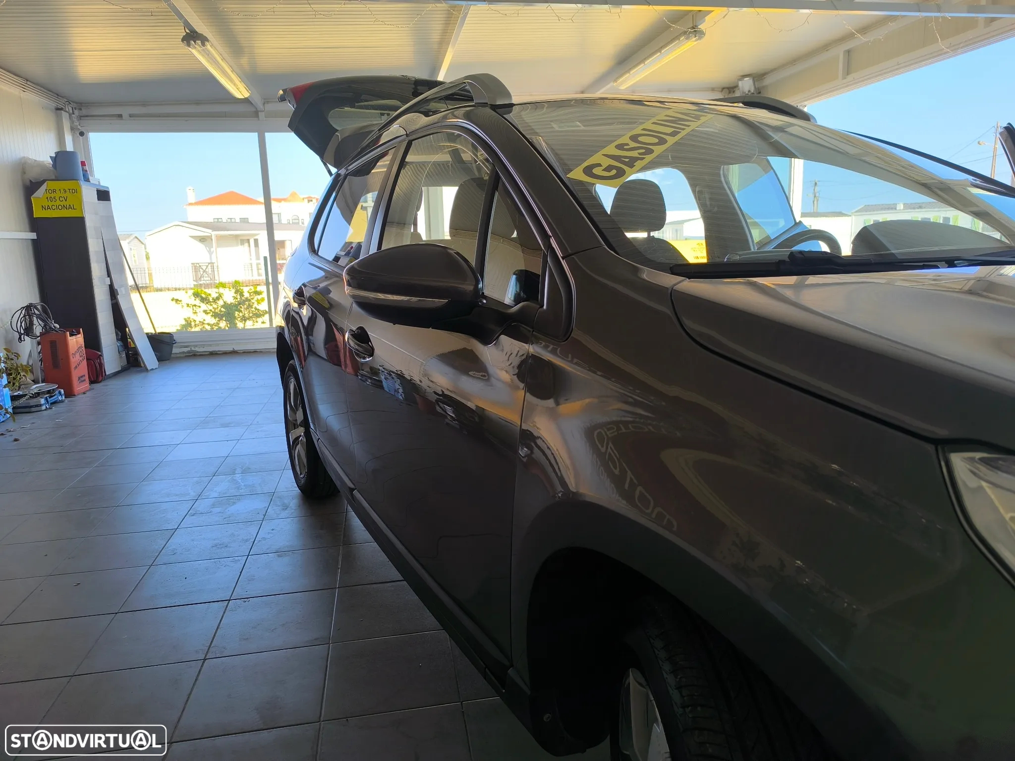 Peugeot 208 1.2 PureTech Allure - 23