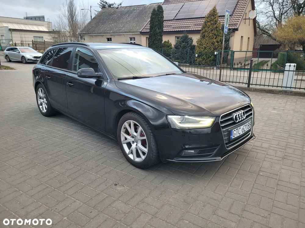 Audi A4 Avant 2.0 TDI Limited Edition - 9