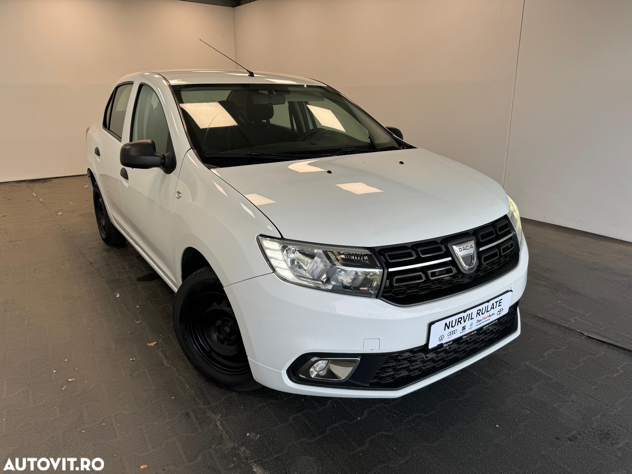 Dacia Logan 1.0 SCe SL PLUS - 23