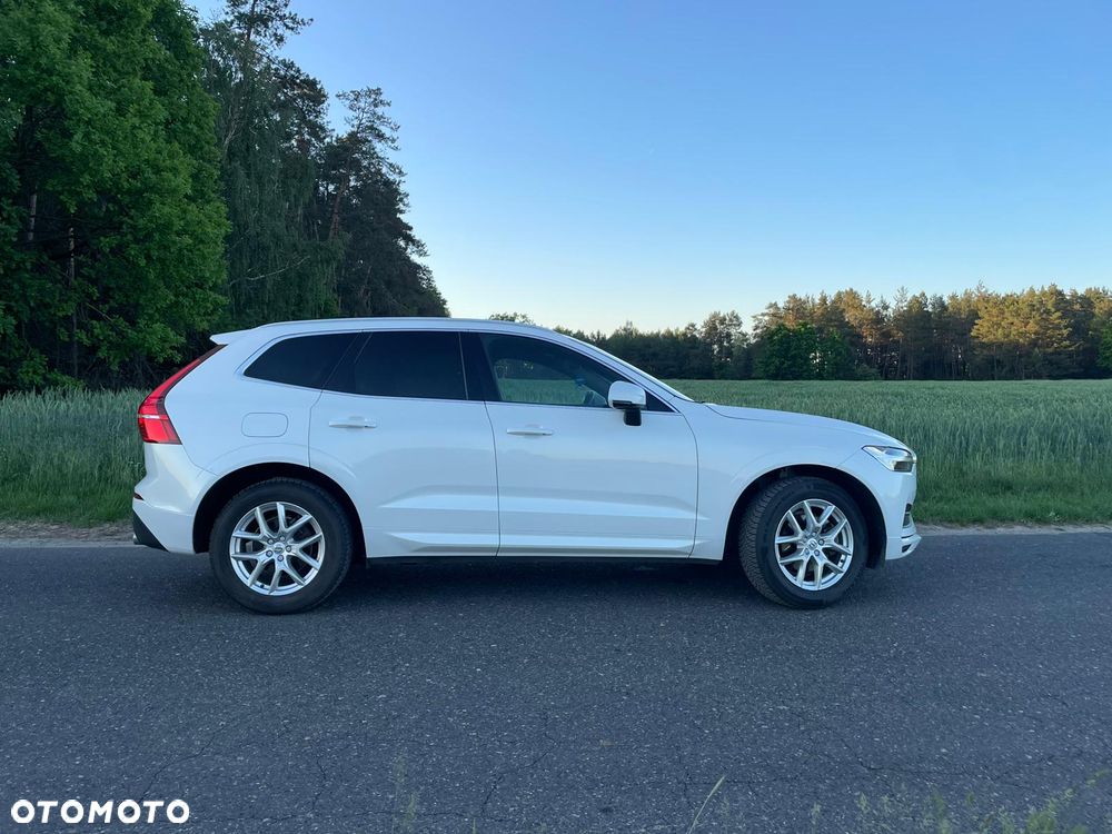 Volvo XC 60 T5 AWD Drive-E Momentum - 3