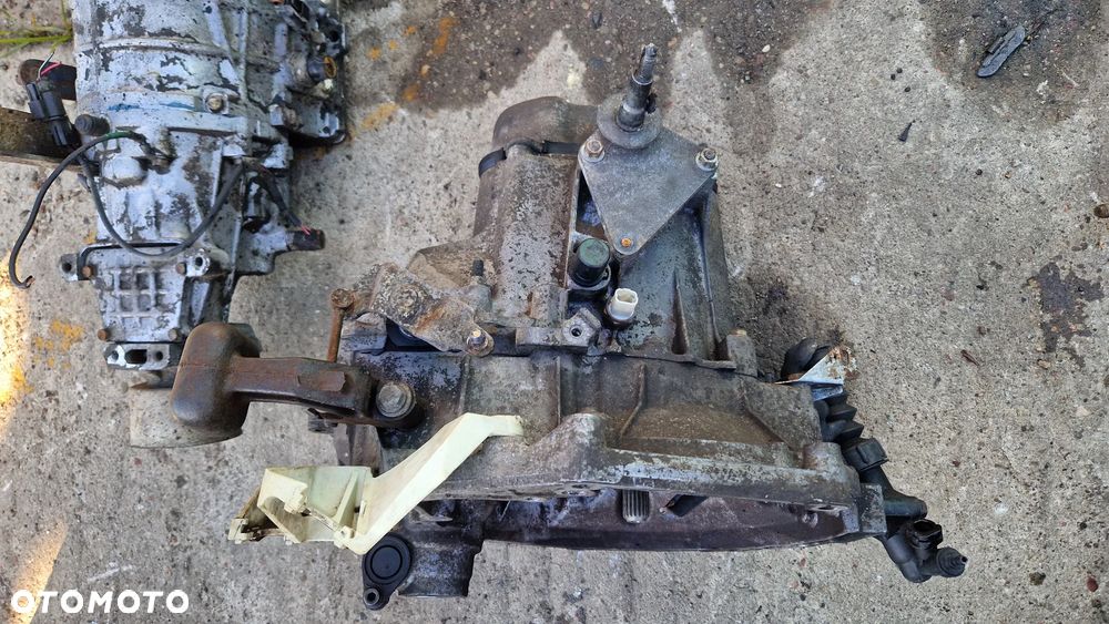 CITROEN C4 PEUGEOT 307 1.4 16V SKRZYNIA BIEGÓW 20CP42 - 2
