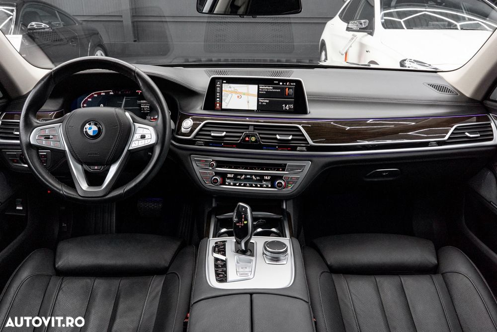 BMW Seria 7 745Le xDrive AT PHEV - 9