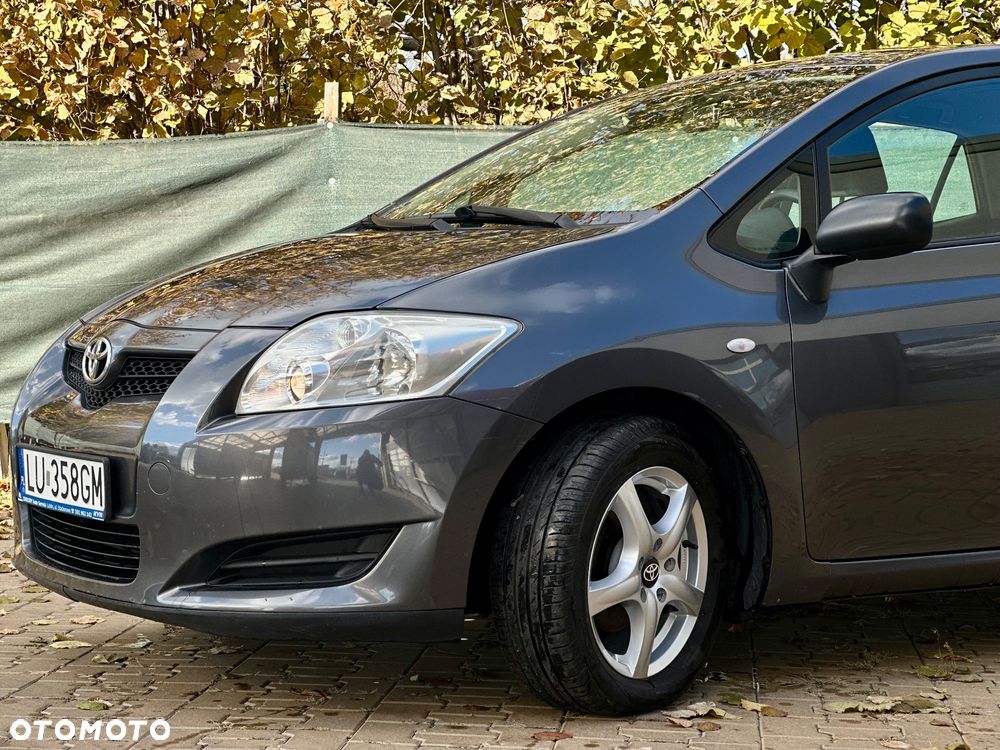 Toyota Auris - 7