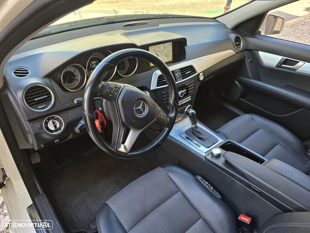 Mercedes-Benz C 250 - 10