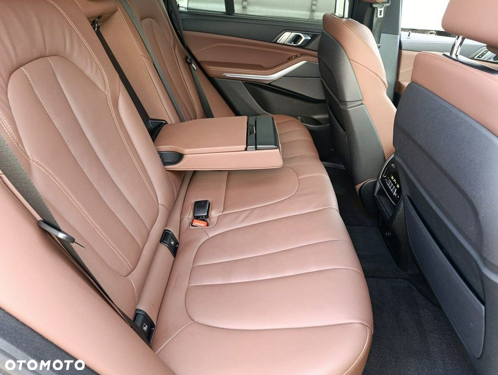 BMW X5 - 10