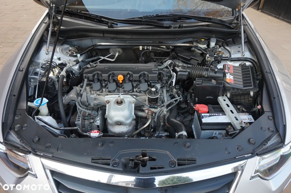 Honda Accord 2.0 Elegance Advantage - 24