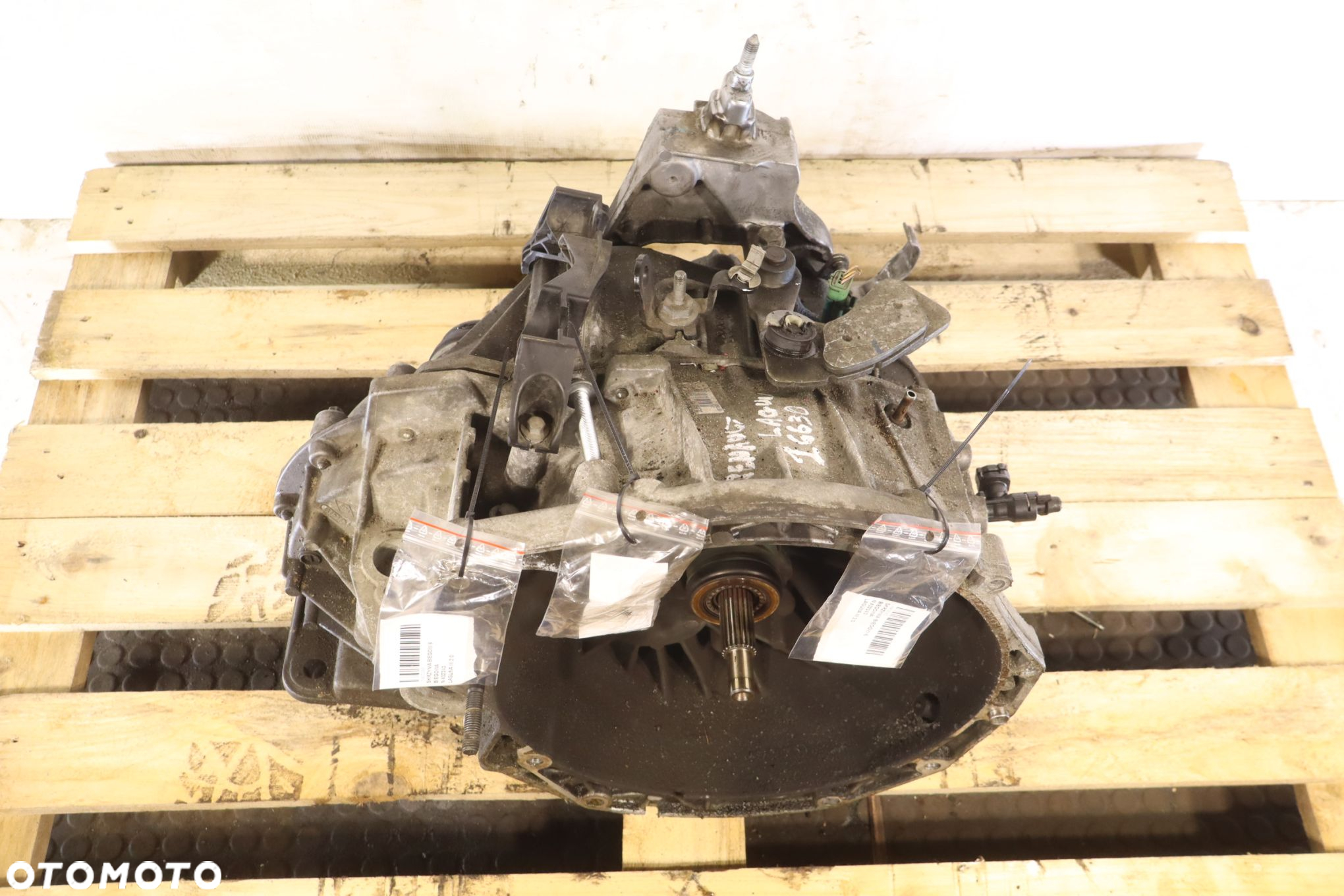 SKRZYNIA BIEGÓW 6 BIEGOWA RENAULT LAGUNA III 2.0 CEPK4 F4R - 5