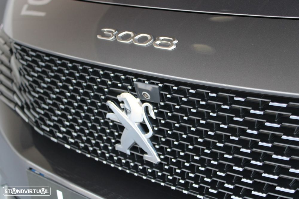 Peugeot 3008 1.6 Hybrid4 GT Pack e-EAT8 - 28