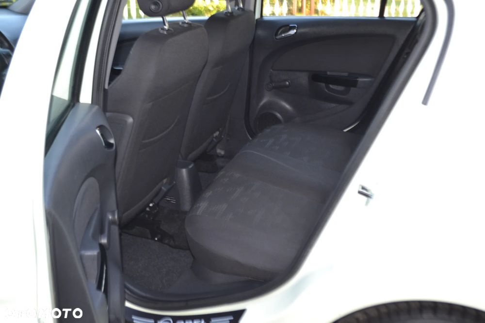 Opel Corsa 1.4 Cosmo - 19