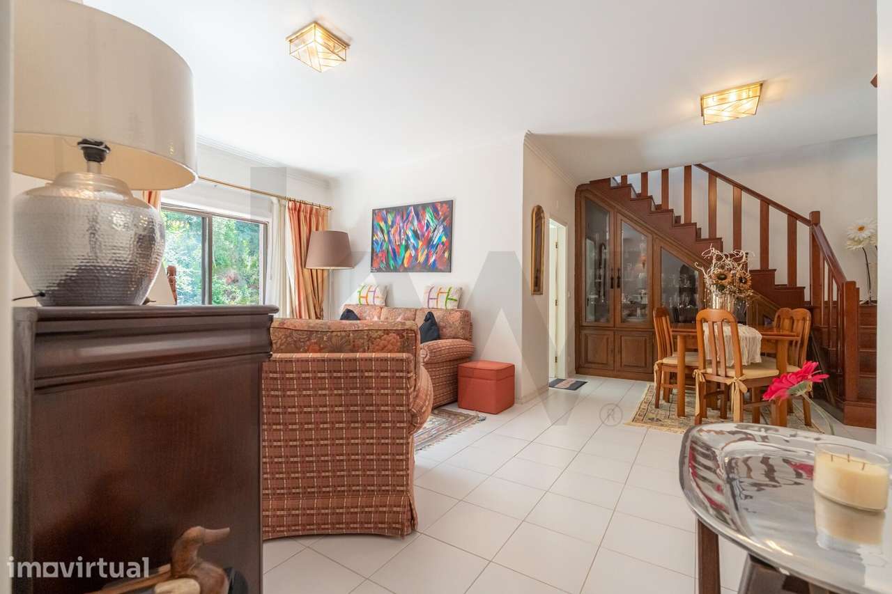 Apartamento T2 com Sótão na Solum - Grande imagem: 5/29
