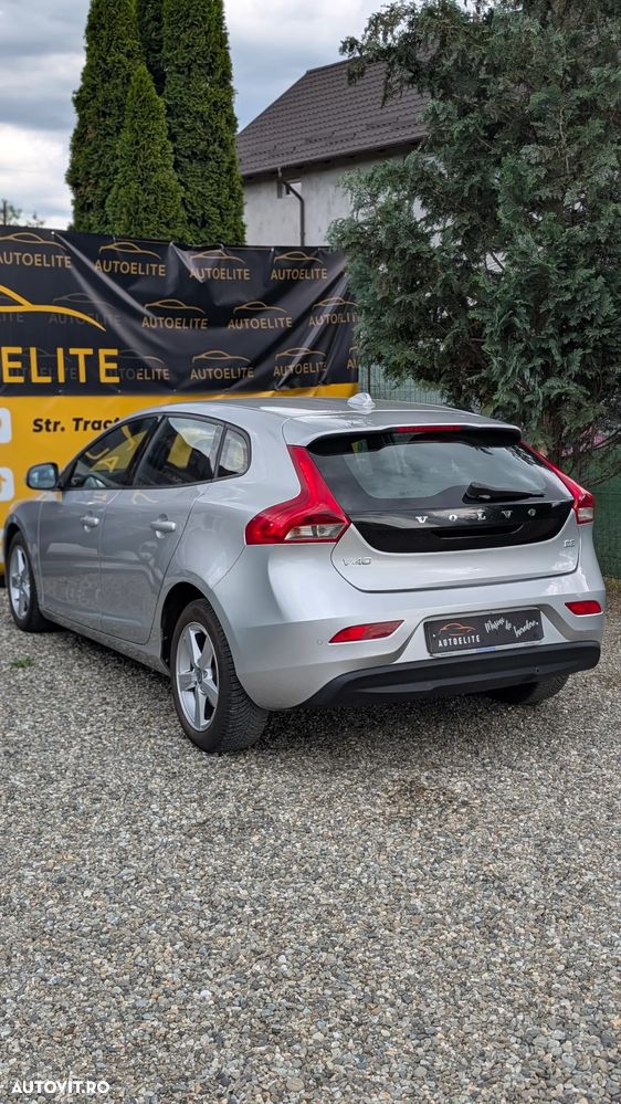 Volvo V40 D2 ECO Kinetic - 11