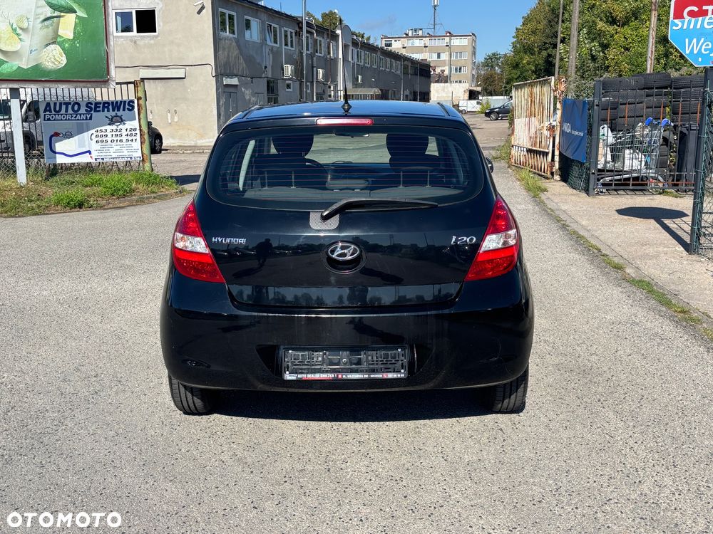 Hyundai i20 1.2 Classic + - 9