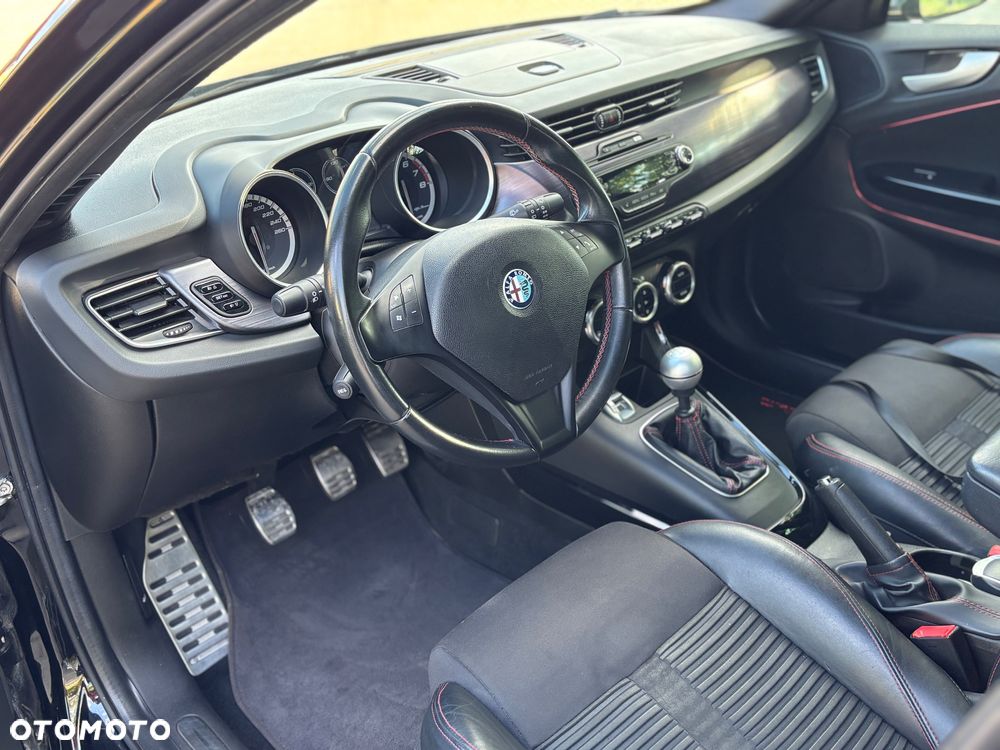 Alfa Romeo Giulietta 1.4 TB MultiAir Distinctive - 16