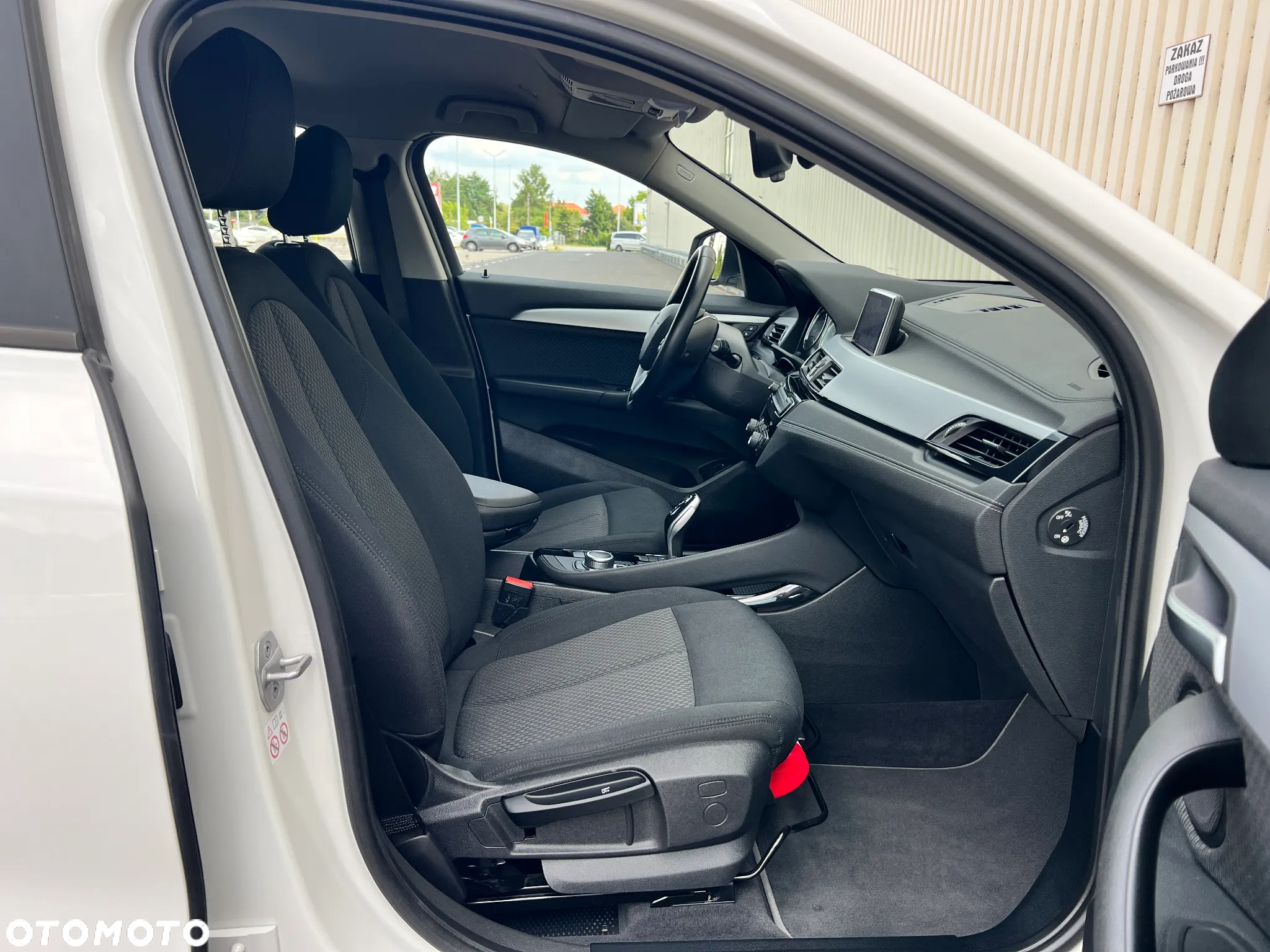 BMW X2 sDrive18i Advantage - 18