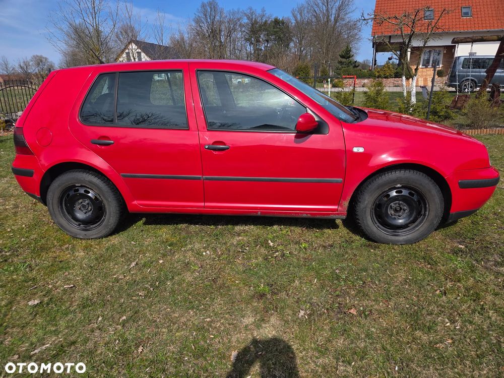 Volkswagen Golf 2001 photo 2