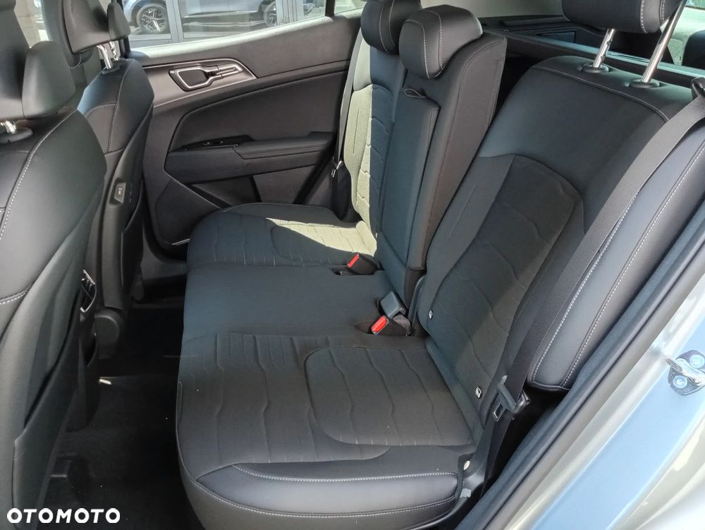 Kia Sportage 1.6 T-GDI HEV Business Line 4WD - 14