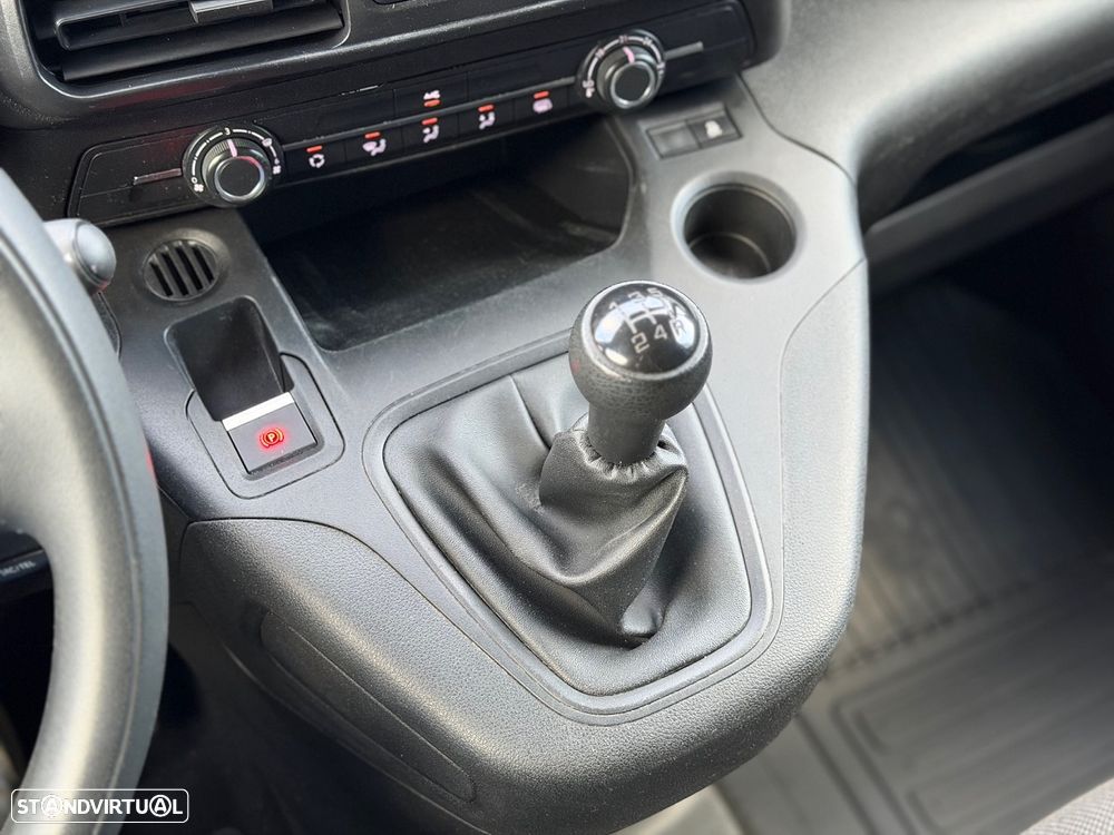 Toyota ProaceCity 1.5 D-4D 100HP 3L - 12