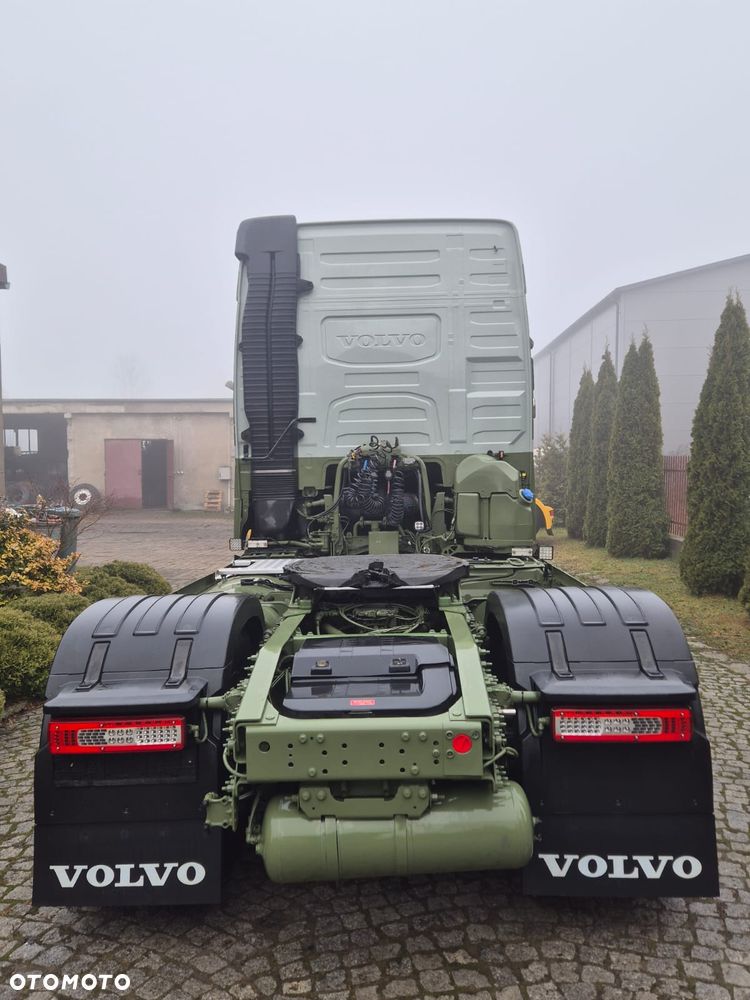 Volvo FH GLOBETROTTER - 5