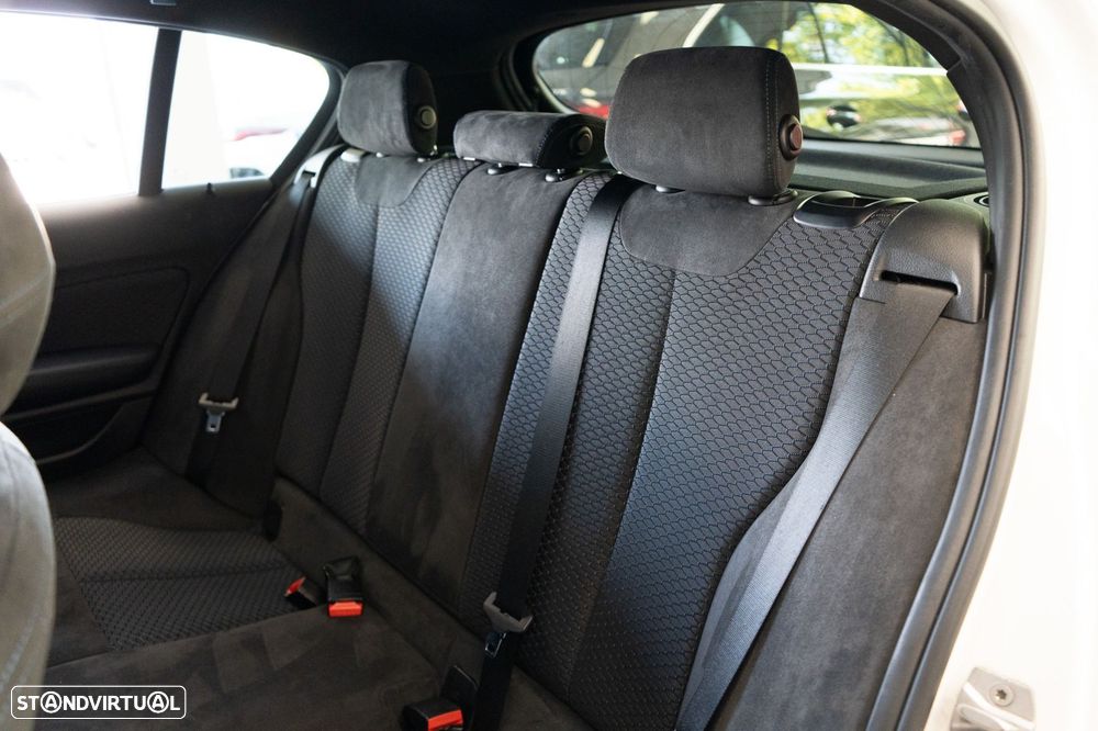 BMW 118 d Pack M - 9