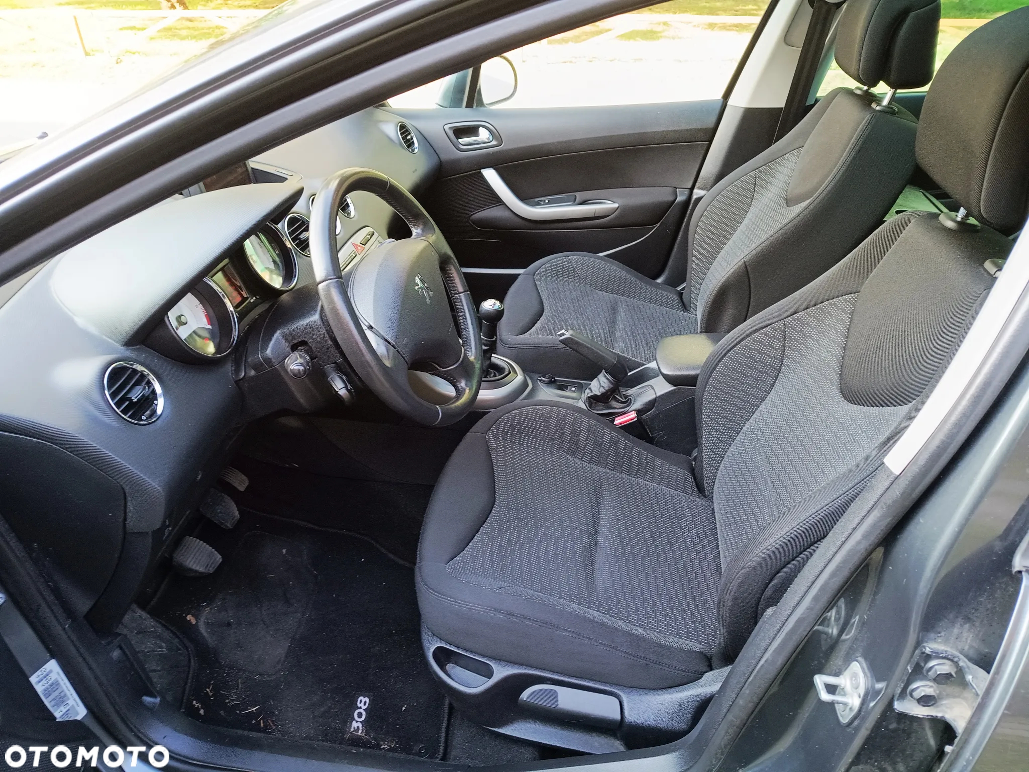 Peugeot 308 1.6 Premium Plus - 14