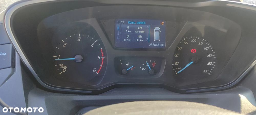 Ford Transit Custom - 10
