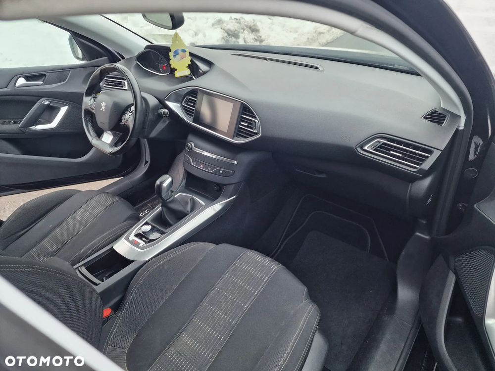 Peugeot 308 1.6 BlueHDi Style S&S - 22